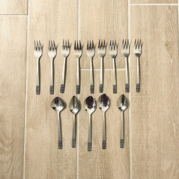 Vintage J.H. Carlyle Stainless Steel Cameo 14pc MCM Flatware 60s - Picture 1 of 9